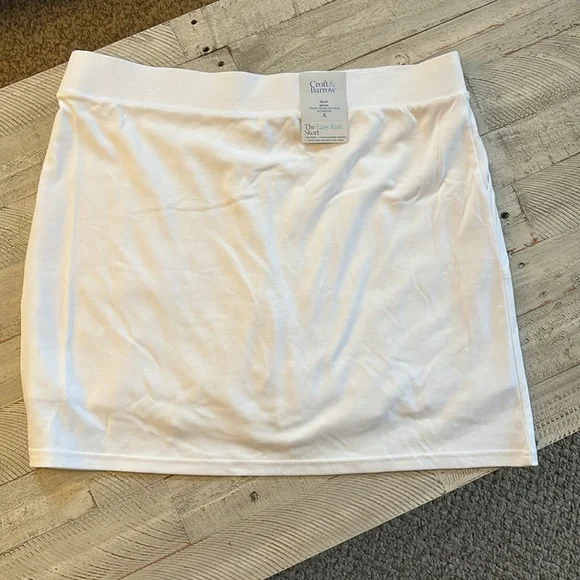 Women’s Skort - Picture 2 of 4